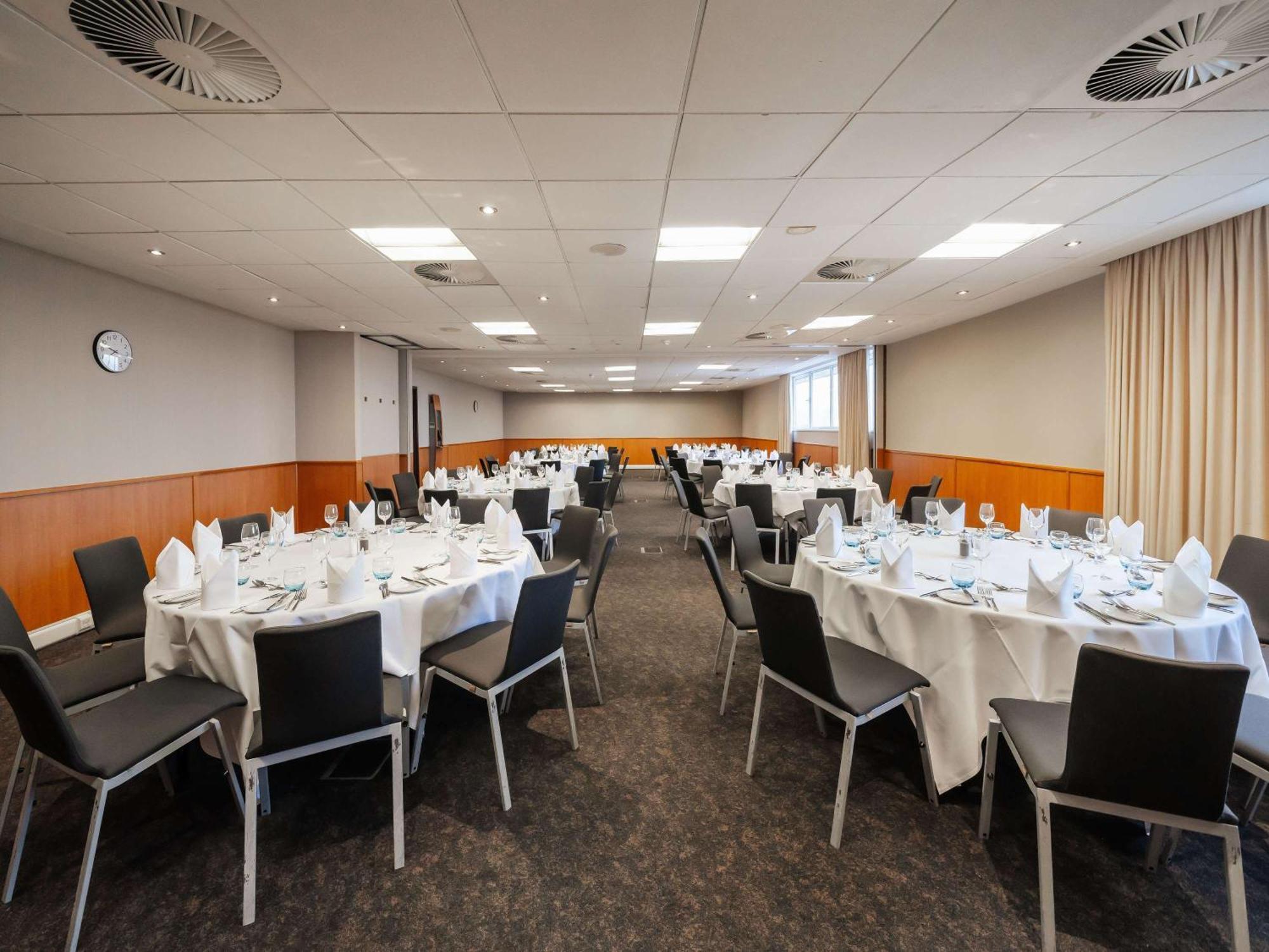 Novotel Milton Keynes Ngoại thất bức ảnh