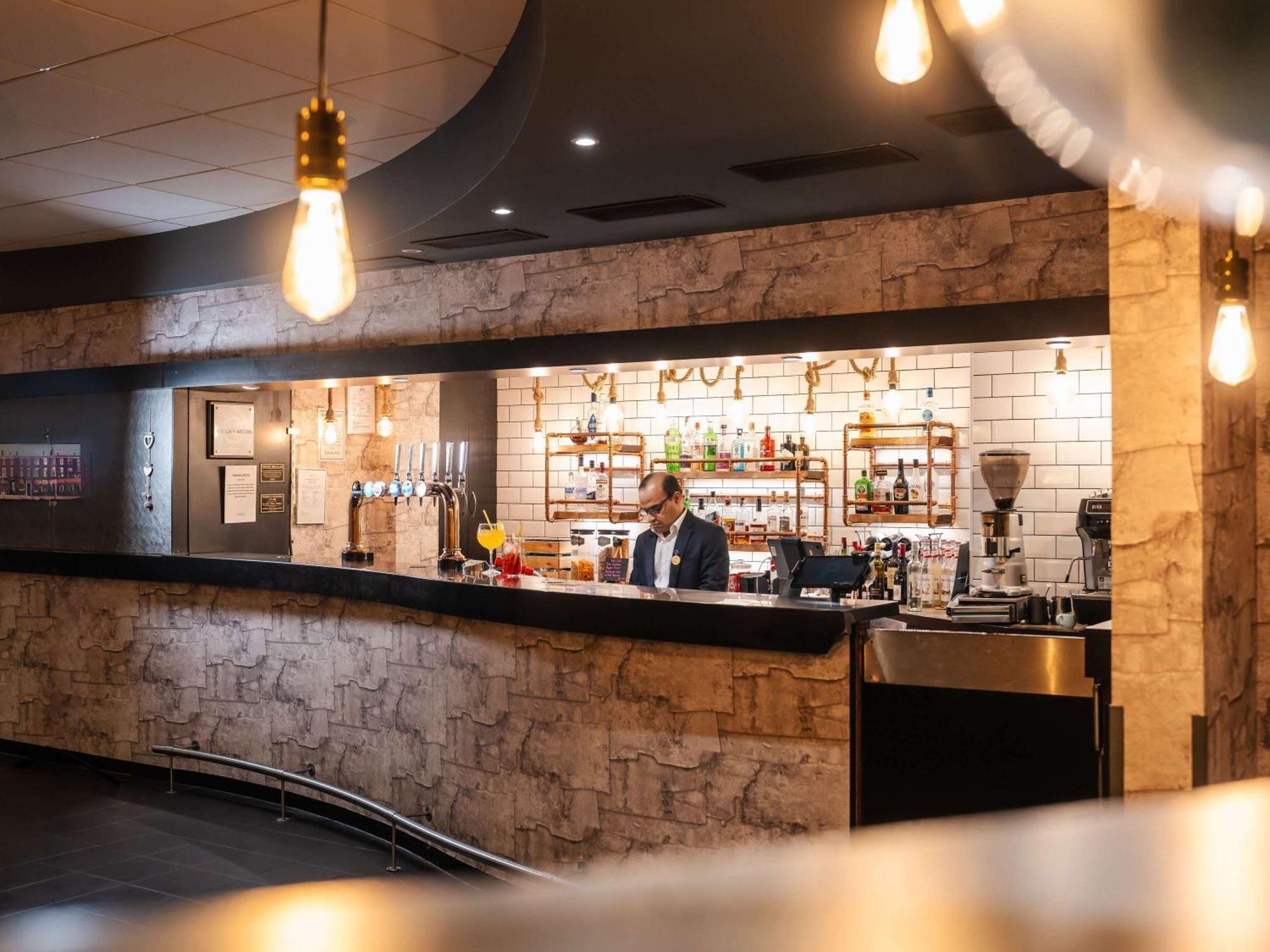 Novotel Milton Keynes Ngoại thất bức ảnh
