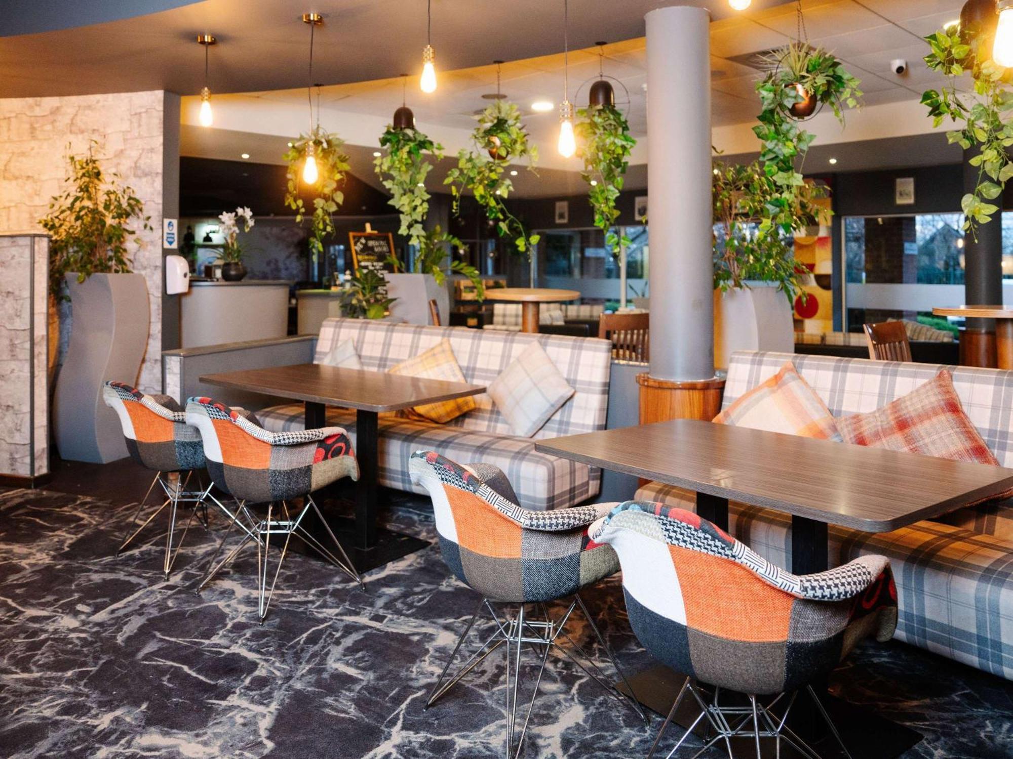 Novotel Milton Keynes Ngoại thất bức ảnh