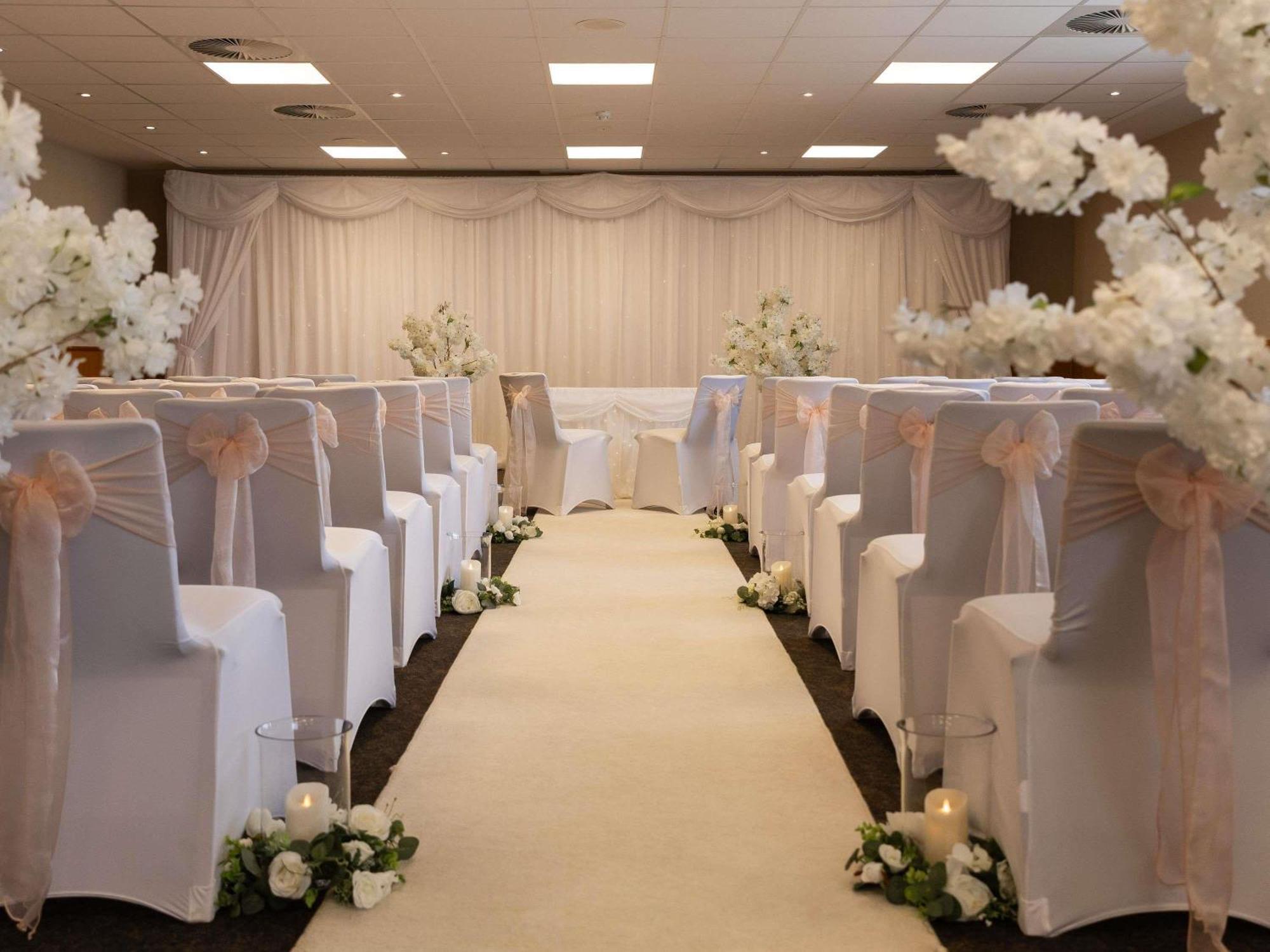 Novotel Milton Keynes Ngoại thất bức ảnh