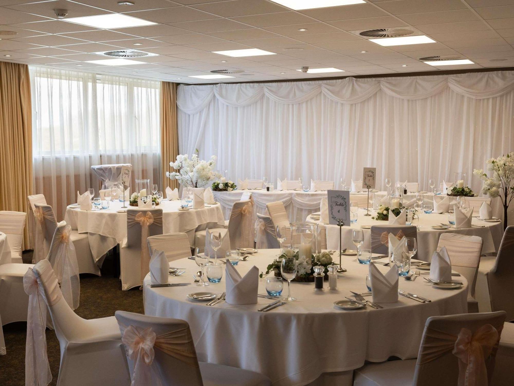 Novotel Milton Keynes Ngoại thất bức ảnh